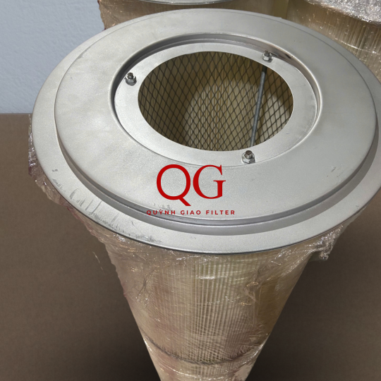 Lõi lọc bụi có vành mâm, gắn 3 ti chất liệu Polyester