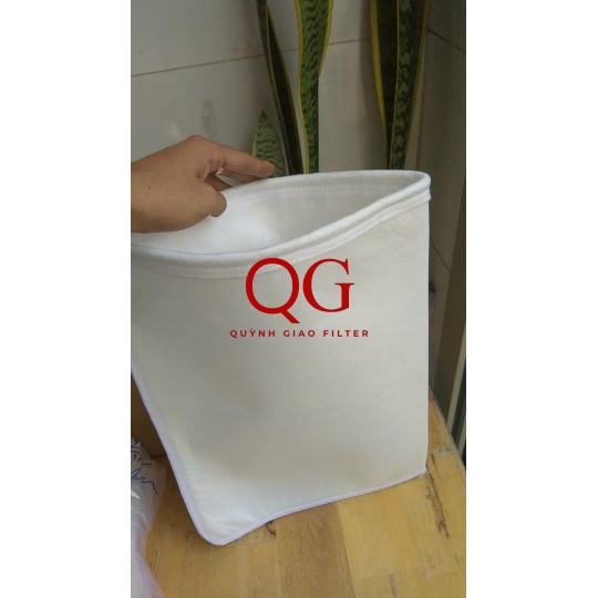 Túi lọc chất lỏng size 7x17"